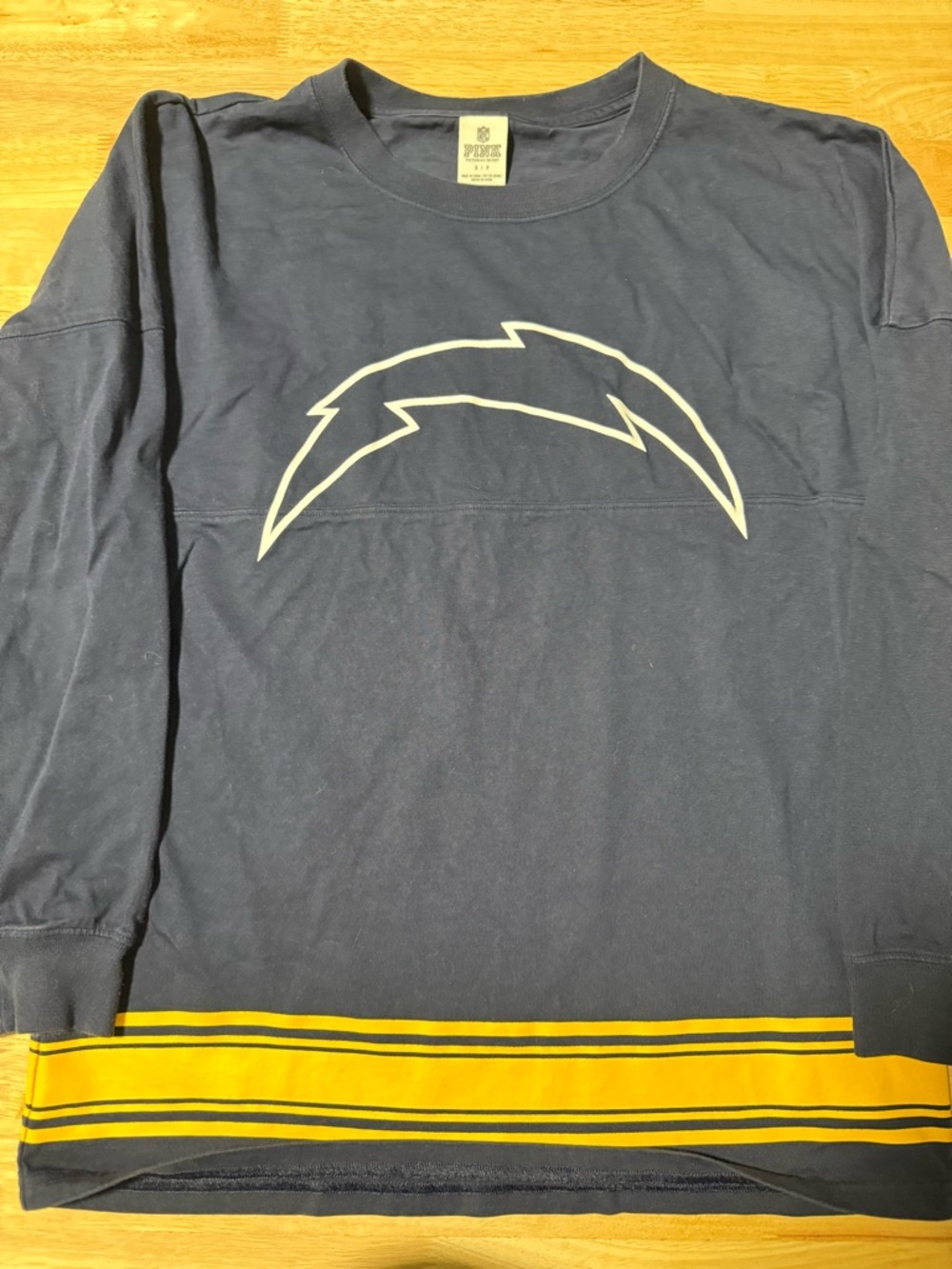Victoria Secret PINK NFL Chargers Long Sleeve Shirt Womens Small